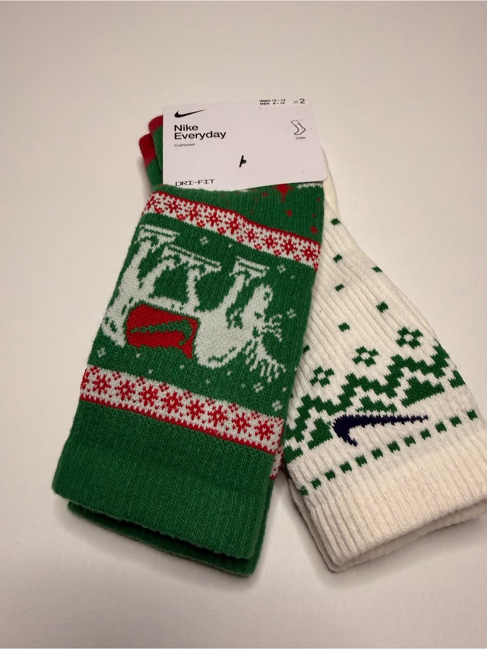 Nike Unisex Holiday Crew Socks - Green & Cream